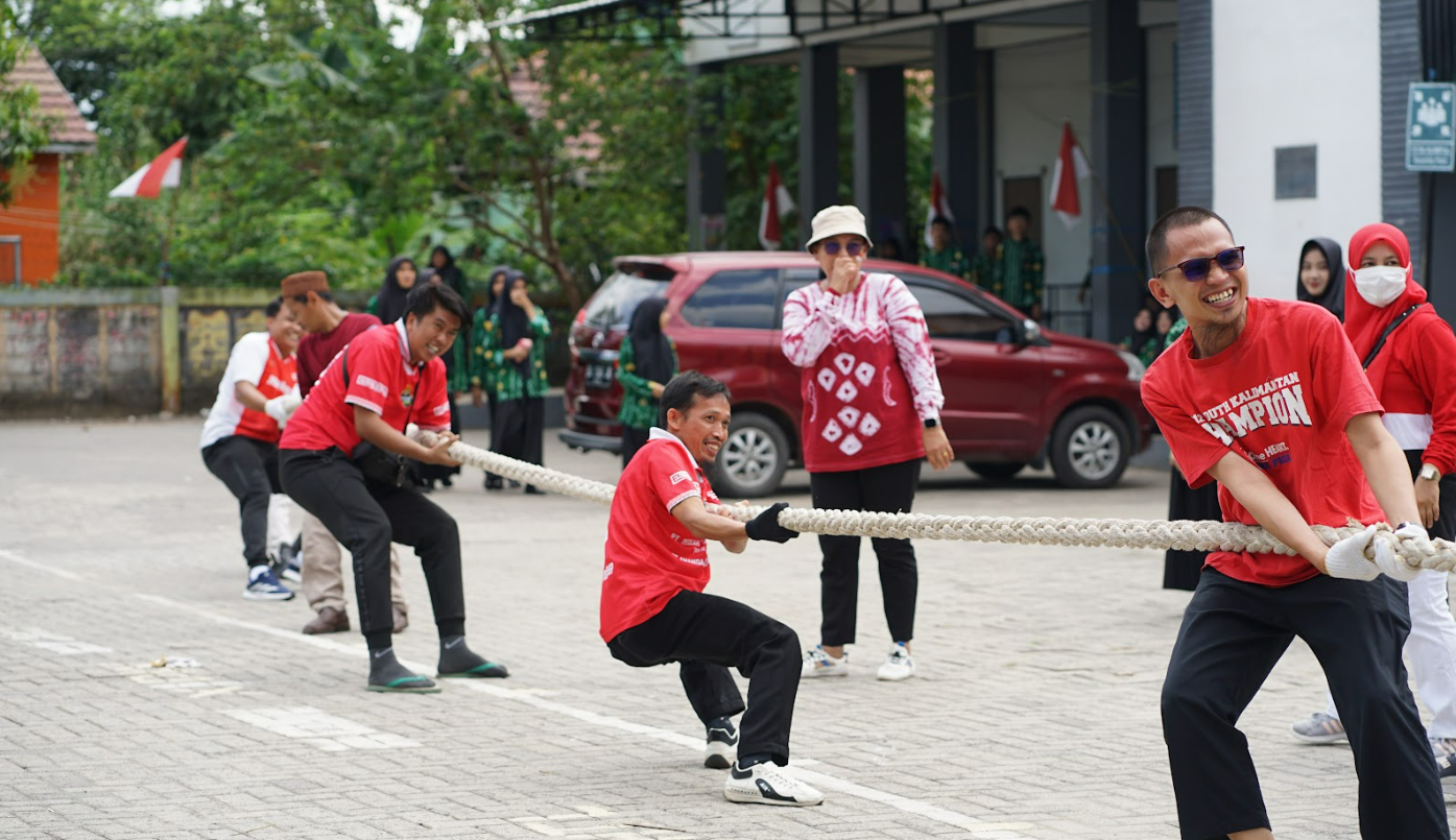 https://smkn3banjarmasin.sch.id/images/noimage.jpg