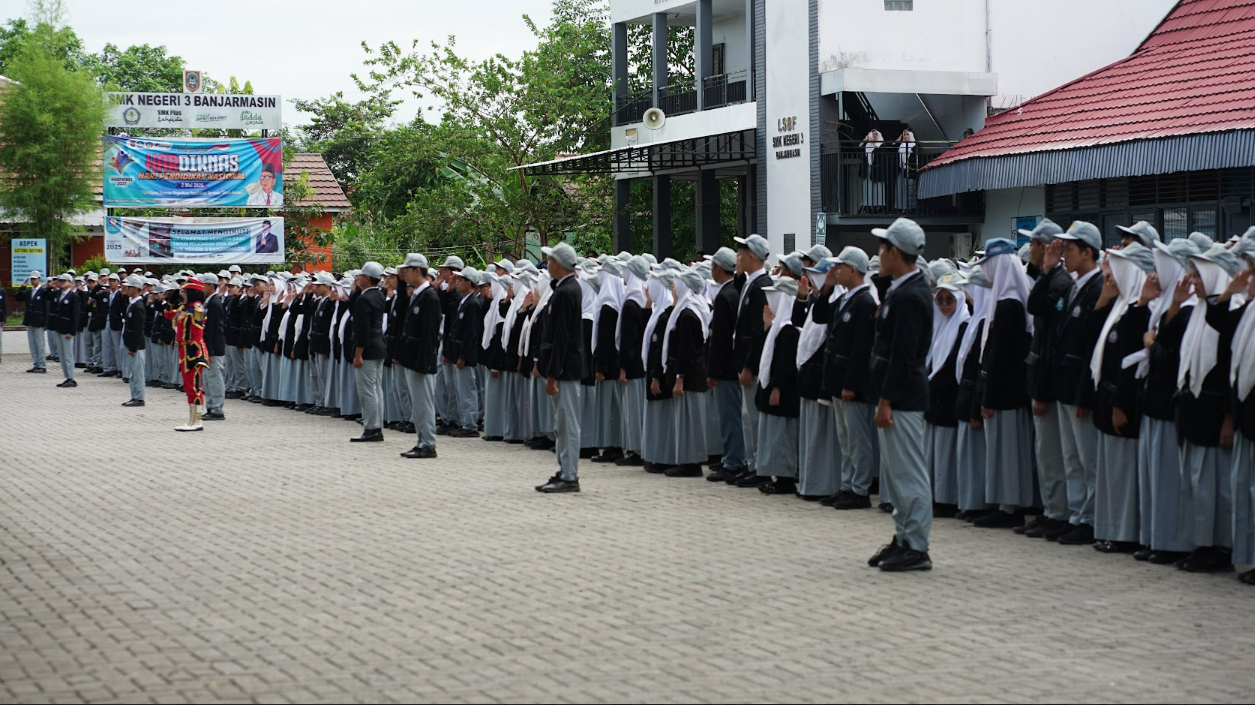 https://smkn3banjarmasin.sch.id/images/noimage.jpg