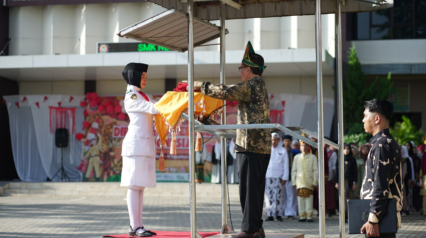https://smkn3banjarmasin.sch.id/images/noimage.jpg