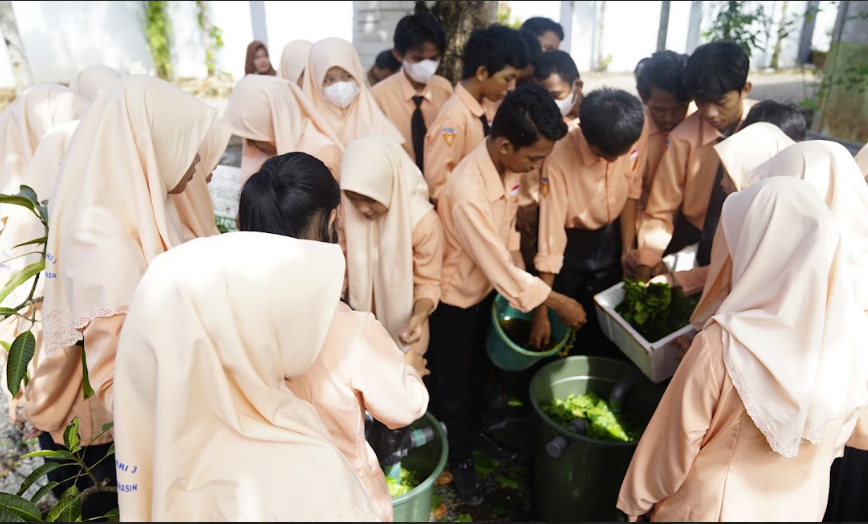 https://smkn3banjarmasin.sch.id/images/noimage.jpg