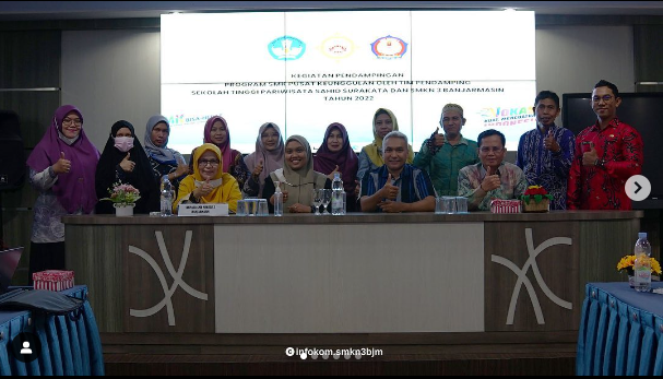 https://smkn3banjarmasin.sch.id/images/noimage.jpg